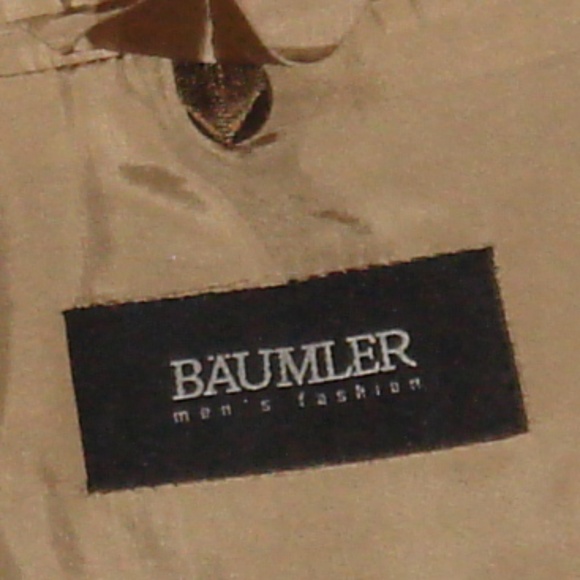 Beige Blazer - Picture 4 of 4